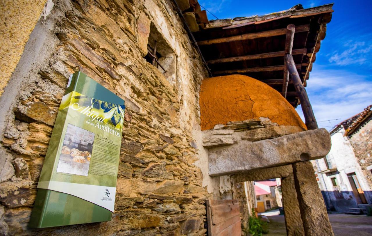 El Hogar Del Herrero Ahigal de los Aceiteros 외부 사진